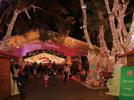Solidarity-Christmas-Village-new